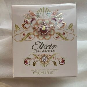 Elixir By SHAKIRA Natural Spray Perfume 1.oz 30ml  NIB Beautiful Package!
